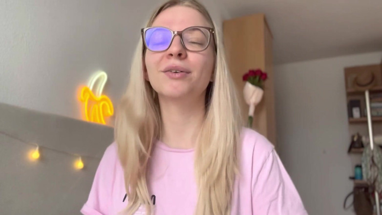 Goddess_Bella_Rae: Как безопасно выйти в качестве сисси!