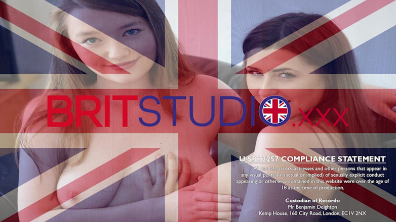 Brit Studio: La studentessa ebano oshun e la rossa victoria si fanno...