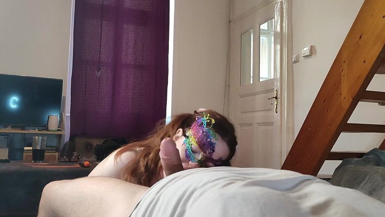 Bella Subslut: Lizanie i ssanie kutasa ojczyma i piłek, aż spuści się...