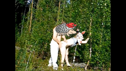 RS couple: 芝生の上で仲間の旅行者を犯した