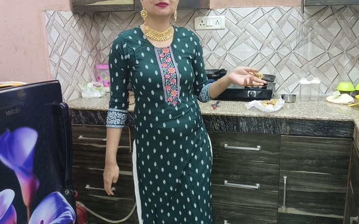 Saarabhabhi6: Hintli pencaplı üvey anne pat yeni desi chudai tam gaaliyan pencap...