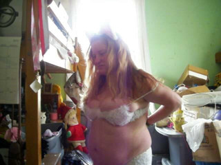 Foxy_Roxy69: Necko Strip Tease
