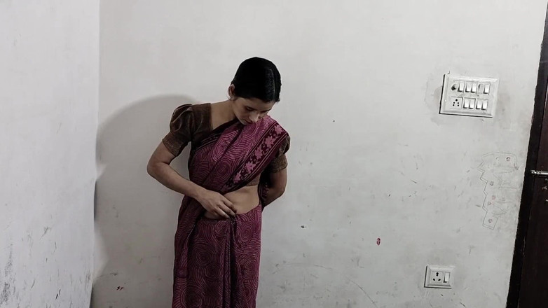 Indian pregnant wife: 인도 여대녀의 롤플레이 섹스