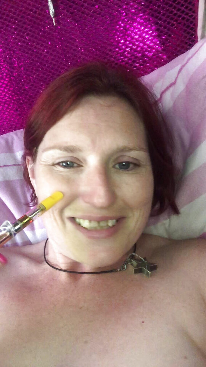 MistressWriggler: Bangun, bake, Wank