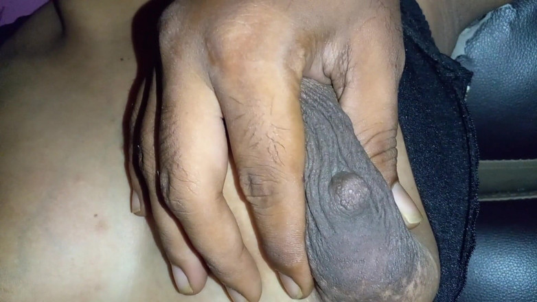 Shaliny: La matrigna tamil che dice porcate vuole essere munta
