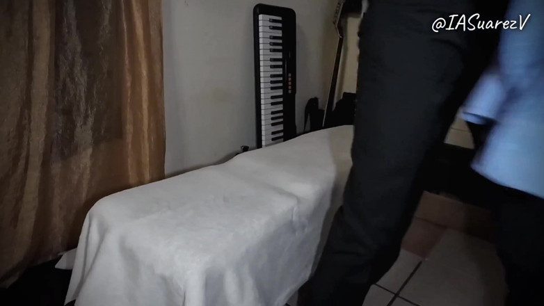 AntuanSV 4 men: Sesja samoprzyjemności po ciężkim dniu pracy