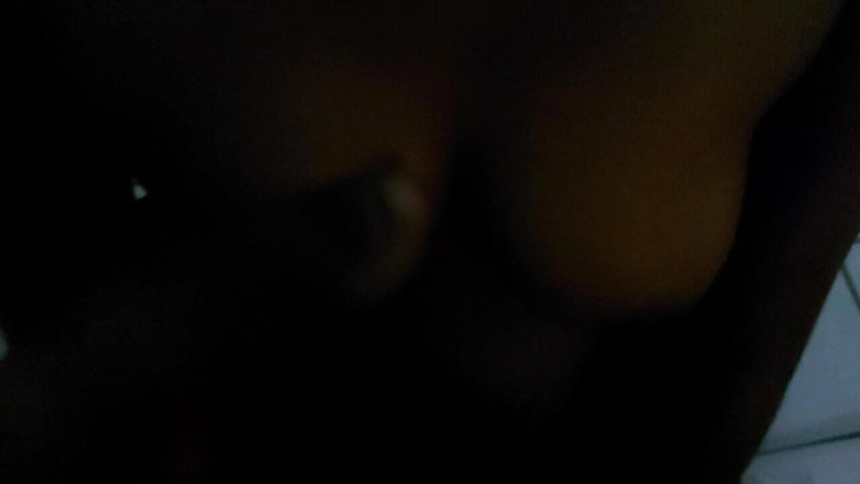 Tharumini_Official: Une demi-sœur indienne taille une pipe