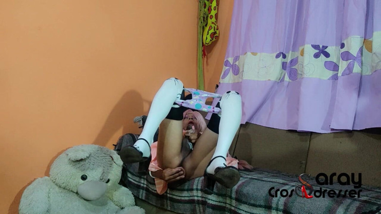 Saray Isis Amay: Saray Amay crossdreser con astolfo cosplay