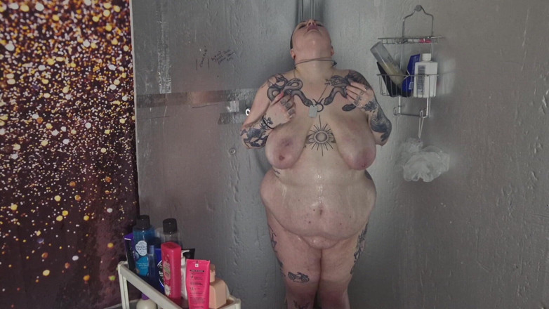 Bambi_beauty1: Bambi fica limpa