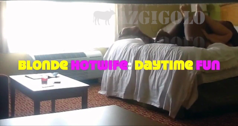 AZGIGOLO: ブロンドのHotwifeは昼食のために私のホテルの部屋を訪問
