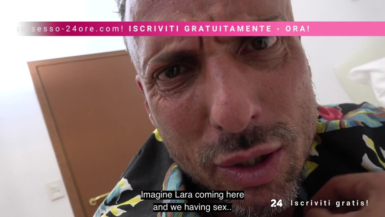 SESSO-24ORE: Йой! за її спиною! Зрадила дружині, поки вона працює! (порно з Італія)