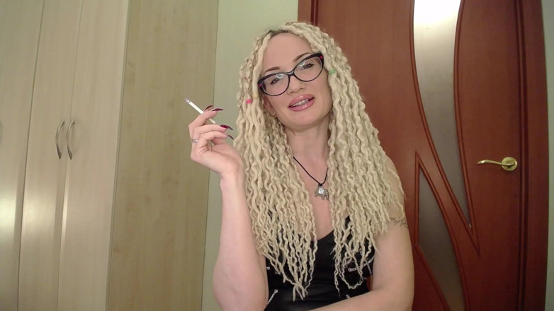 BadAssBitch: Sph, fumée et doigt du milieu
