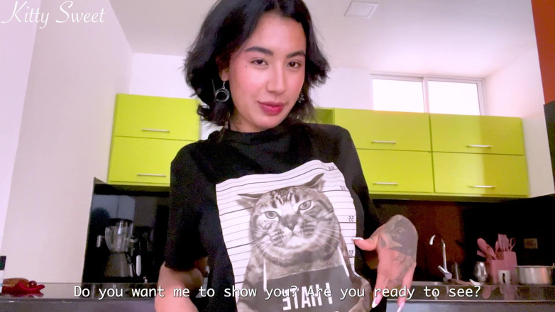 Kiitty sweet: JOI: a Glass Cob and a Creamy Kitten for You...