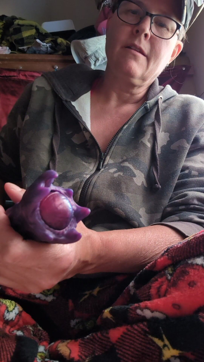 Jamponie Sexy Hot Milf: Rozbalení Dárku