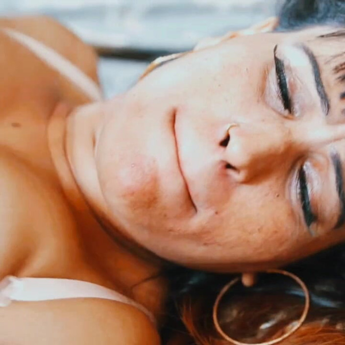 HOTKAMASUTRA: Aman meletakkan zakarnya dalam pepek Ruksar dan mengongkeknya