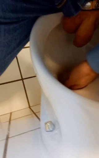 Pissgay: немного моча