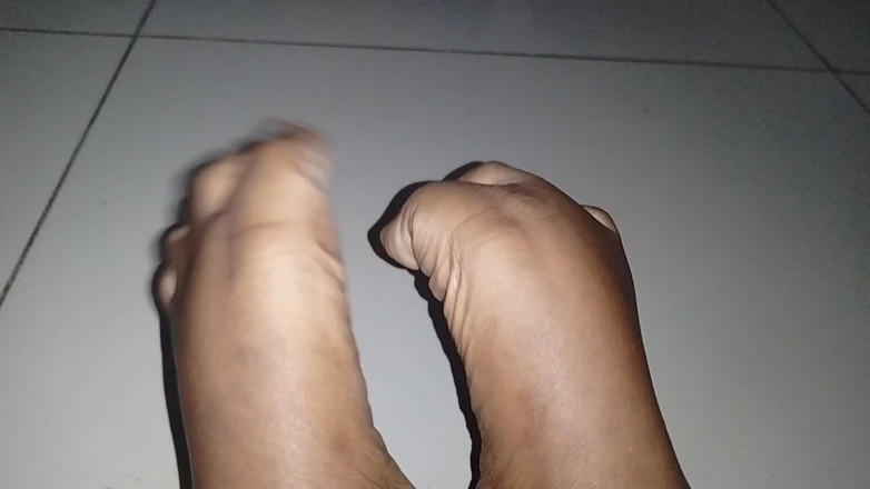 What-TheFetishQueen: Cute Hottie Blesses You with Her Flithy Feet for You...
