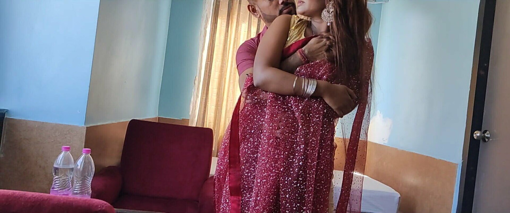 Anjalisingh_sexy: Жена дези провела горячую трах-сессию в гостиничном номере