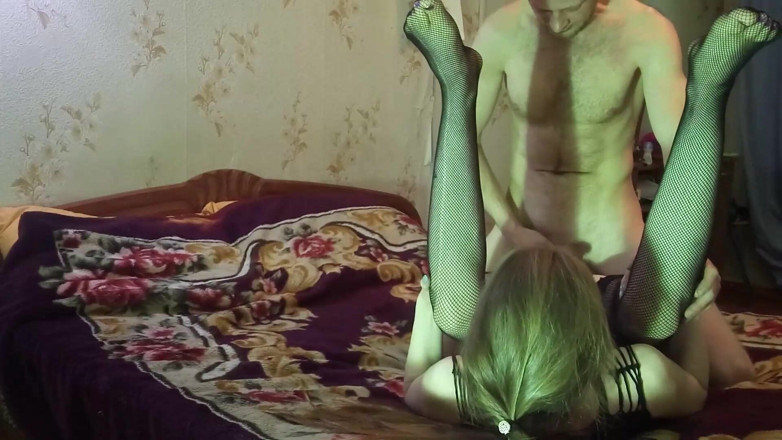 Horny Fuck Bitches: Dupek jest taki napalony