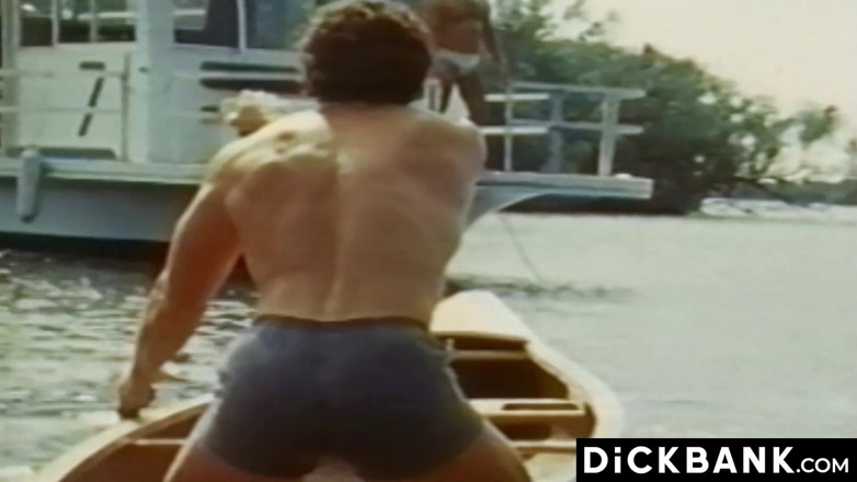 Dick bank: Kyle Hazard fourre sa grosse bite jusqu’à Rod Mitchell, trou...