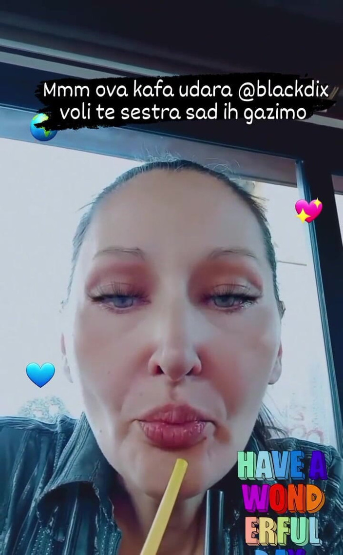 Dominatrix Redsonyja: Uma pequena nota para lembrar deles e finalmente eu posto...