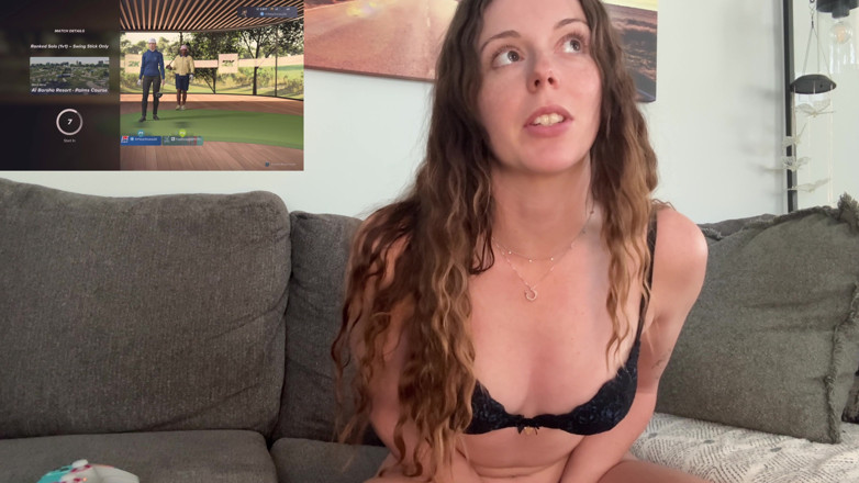 Nadia Foxx: Joacă Pga2k în timp ce încerci să nu ejaculezi!!