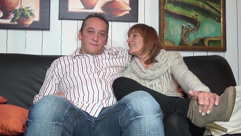 Swinger Friends Germany: Pieprzyć trójkąt z 2 bezmyślnymi dziewczynami