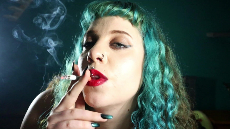 Goddess Kinx: Спокусливий asmr smoke: товсті тягне і дражнить соски
