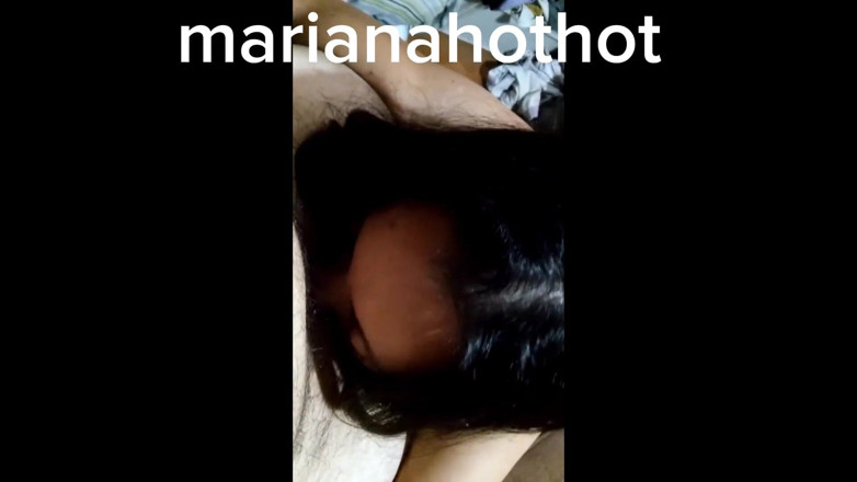 Marian sofar: MarianaHothot глотает хуй, разговаривая с людьми