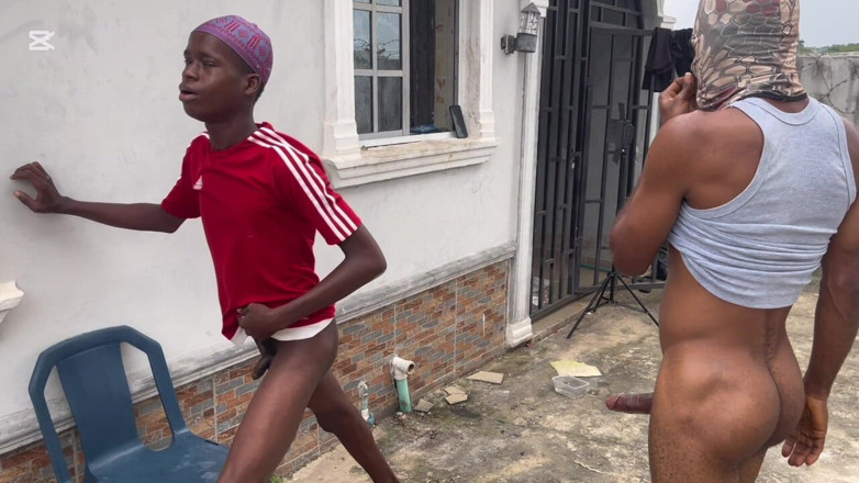 Chief_daddyy: El show anal de Musa