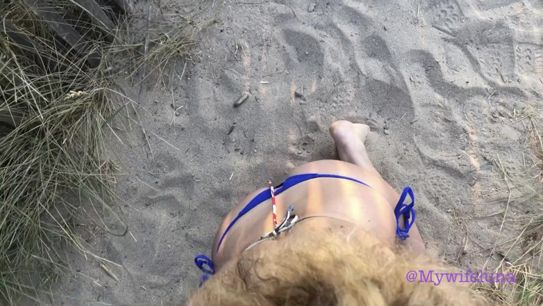 My Wife Luna: Matinée à la plage