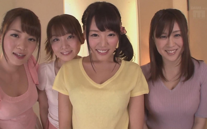 Hottie Paradise: Dream Polygamia 4 Super Cute Girls Help You Cum Codziennie 2