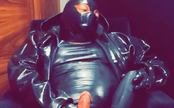 Rubber boots bull: Rubberbootsbull di kamar hotel