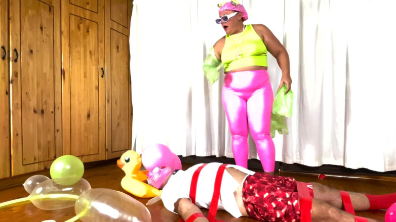 Mistress April: Stăpâna dominatoare April - Este o viață de sclav