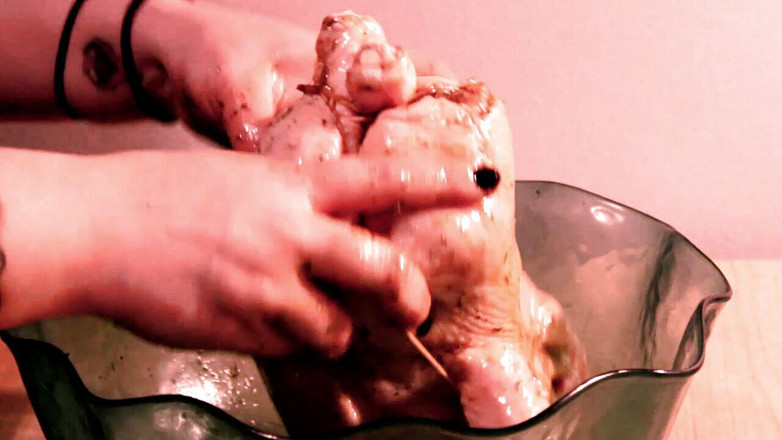Campsissyboi: Urut daging meludah daging dalam mulut saya