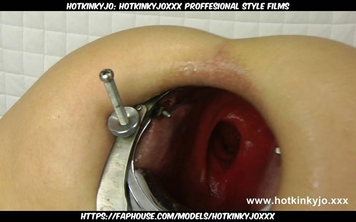 Hotkinkyjo: Hotkinkyjoxxx proffesional style films: 由hotkinkyjo的深度假阳具插入我的xo张开的屁股