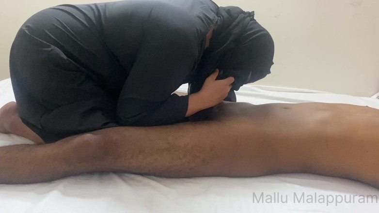 Mallu_Malappuram: Mallu kerala flicka knullar doggy style, avsugning bär pardha, malappuram,...