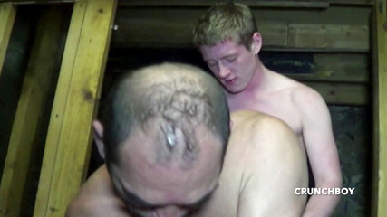 STRAIGHTS BOYS COERCED TO FUCK GAY: Молодая блондинка-натуралка трахает папочку