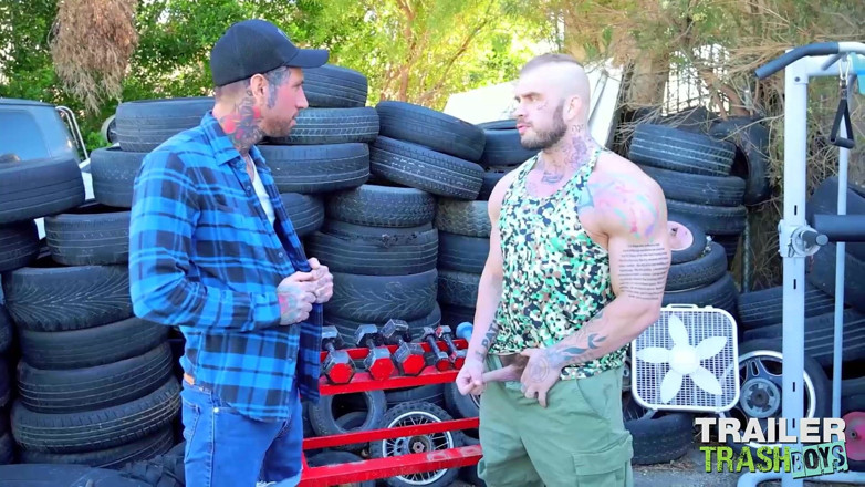 Trailer Trash Boys: Trailertrashboys Ryan Sebastian dientot sama davin strong