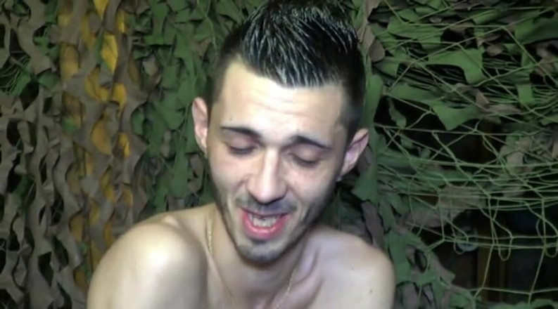 Gaybareback: Von spanischem top-typ ohne gummi vollgespritzt