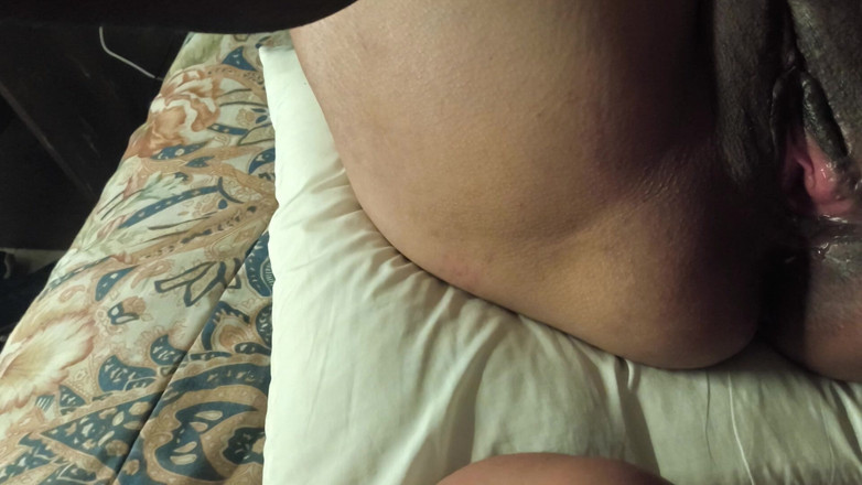 Moo DBOXXX: 하루 종일 시어머누와 섹스하고 남편 몰래 나를 방문해