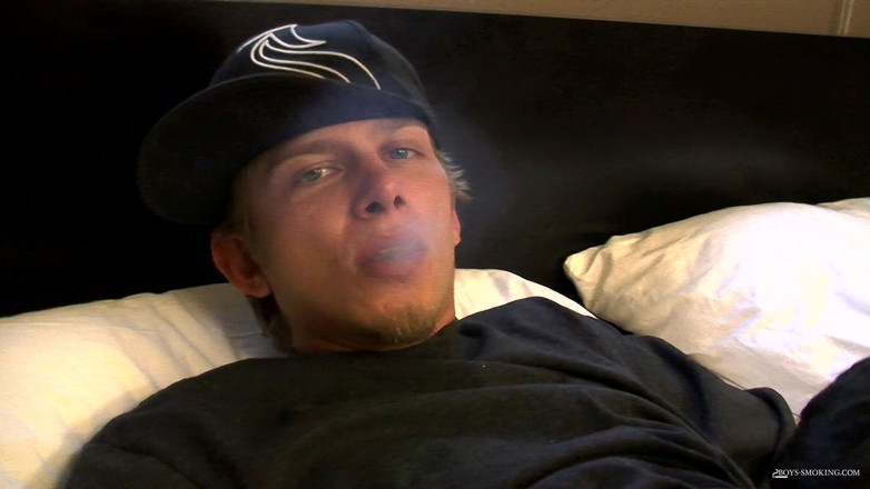 Boys Smoking: Ian madrox erste hardcore-duo-szene!