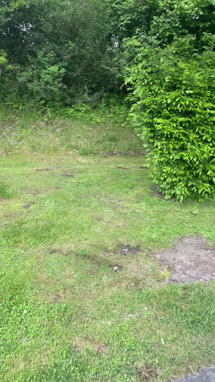 Spuirtcouplexxxx: Pisse et squirt hors de la voiture