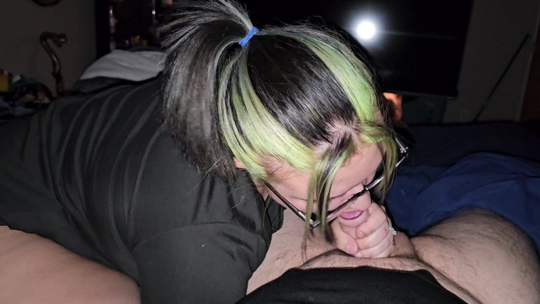 Funhousewife69: Pompino con impugnate con la coda di cavallo