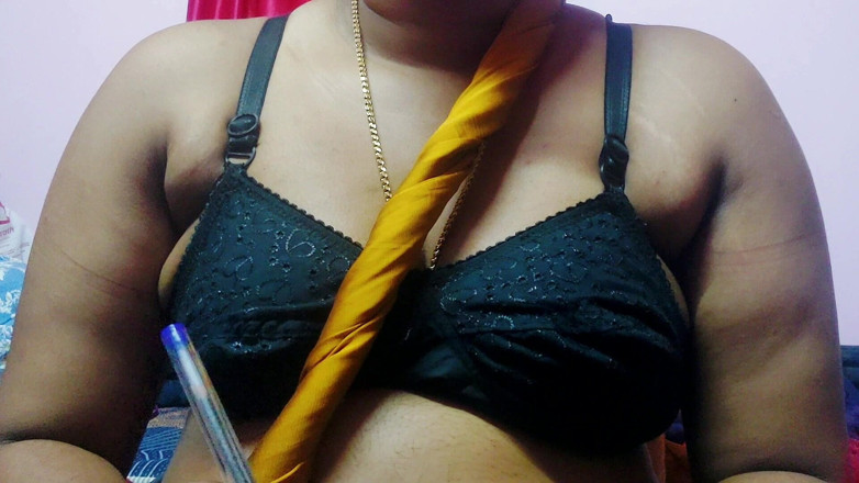 Desi Mohini: Heißes bhabhi allein mit stiefbruder