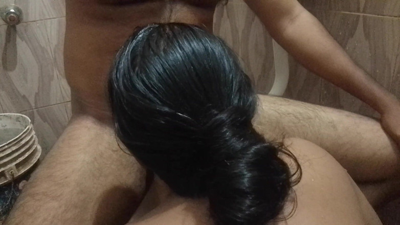 Bijukumar: Tamil Girl and Her Husband Suck His Penis in the...