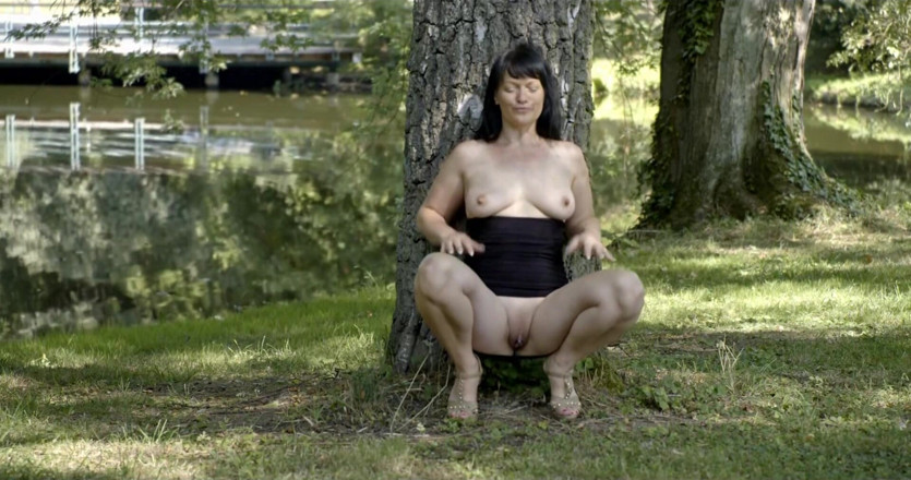 Yvette xtreme: Flashowanie na zewnątrz