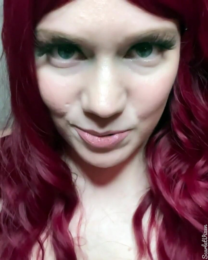 Scarlet Vixen: Спермо-рабыня ядовитого Ivy