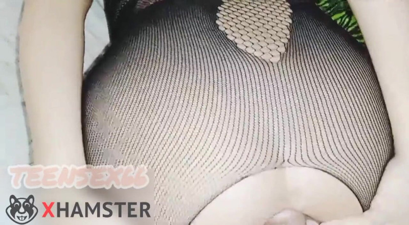 Teen sex 66: Stiefzus houdt van anale seks met een rijke interne afwerking