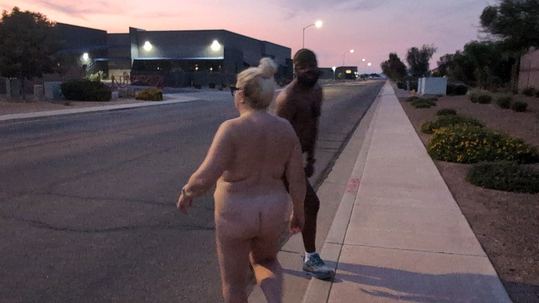 Rendezvousing Assets: Dicke BBW-ehefrau Liebt Es, Zu Zeigen Und in Der Öffentlichkeit Nackt...